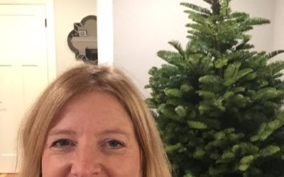 A Christmas Tree And Me: Solo Shopping